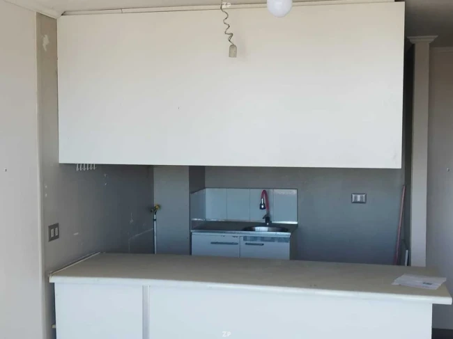 Departamento para Remodelar en Valparaíso | 2 Dormitorios y Terraza