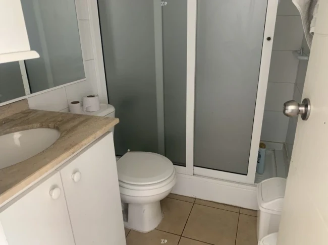 Departamento en Venta en Av. Errázuriz, Valparaíso | 2 Dormitorios, 2 Baños y Es