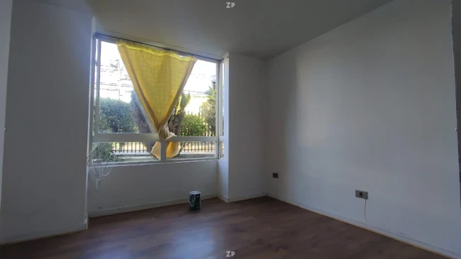 Departamento en Venta en La Florida | 2 Dormitorios, Estacionamiento