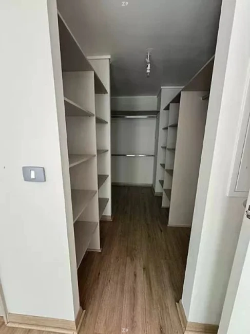 Departamento en Venta en La Florida | 2 Dormitorios, 2 Baños y Estacionamiento