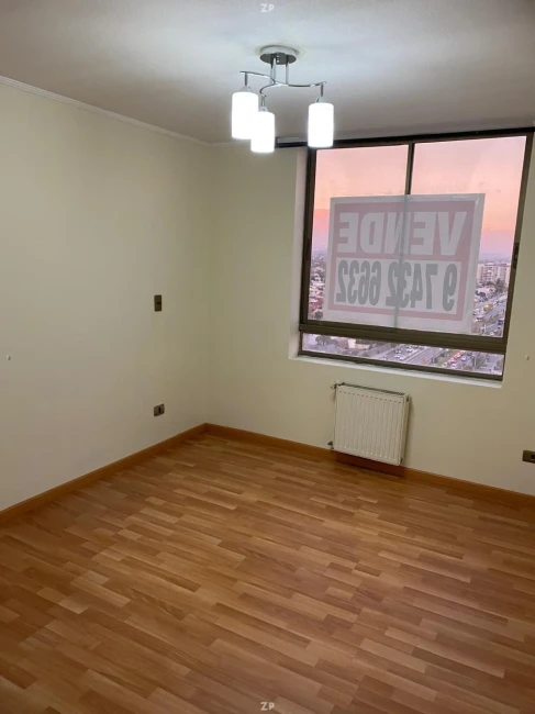 Departamento en Venta en La Florida | 2 Dormitorios, Piso 18 y Metro Vicente