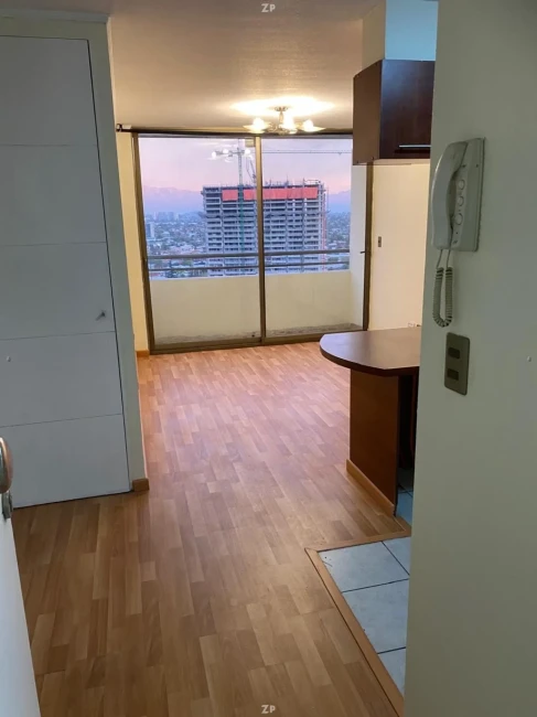 Departamento en Venta en La Florida | 2 Dormitorios, Piso 18 y Metro Vicente