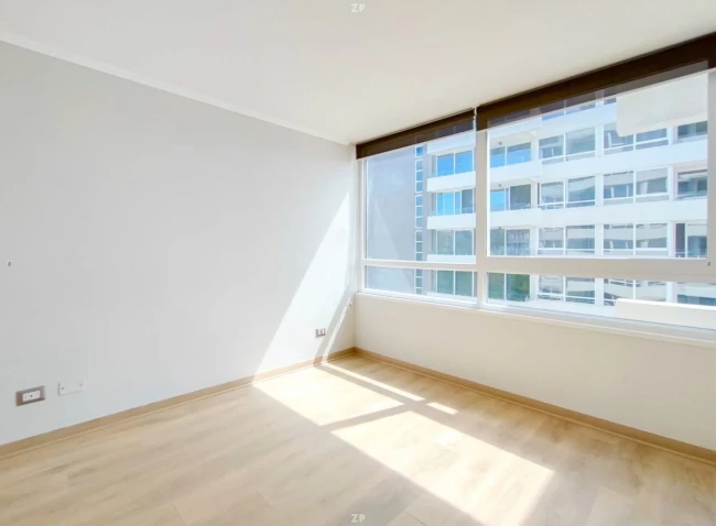 Departamento en Venta en La Florida | 2 Dormitorios, 2 Piscinas y Metro Mirador