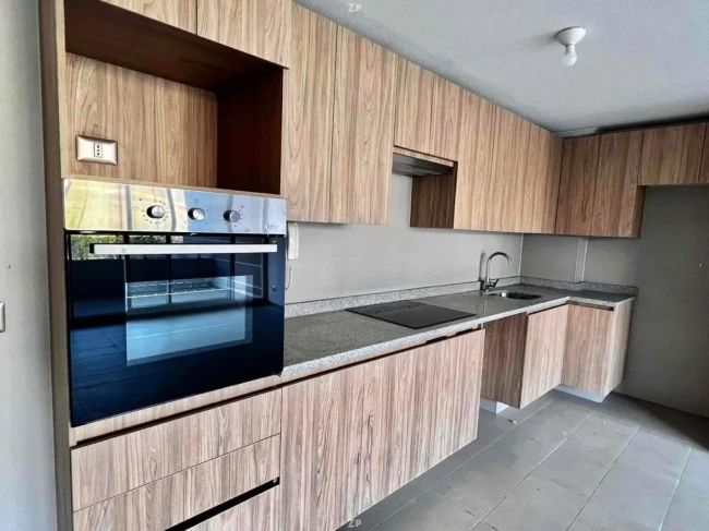 Departamento en Venta en La Florida | 2 Dormitorios, 2 Baños y Vista a la Cordil