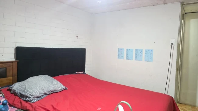 Departamento en Venta en La Florida | 2 Dormitorios, Patio y Estacionamiento