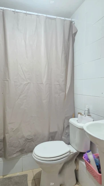 Departamento en Venta en La Florida | 2 Dormitorios, Patio y Estacionamiento