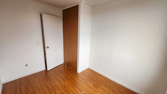 Departamento en Venta en La Florida | 2 Dormitorios, 1 Baño, Estacionamiento