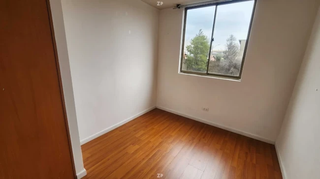 Departamento en Venta en La Florida | 2 Dormitorios, 1 Baño, Estacionamiento