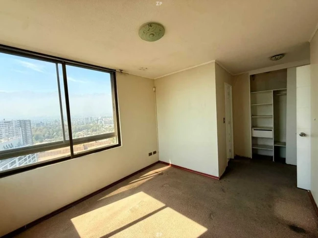 Departamento en Venta en La Florida | 3 Dormitorios, 2 Baños, Terraza y Vista