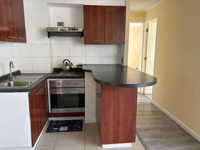 Departamento en Venta en La Florida | 2 Dormitorios, Balcón y Piscina