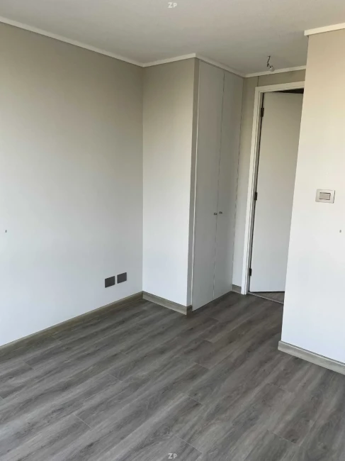 Departamento en Venta en La Florida | 1 Dormitorio, Estacionamiento y Terraza