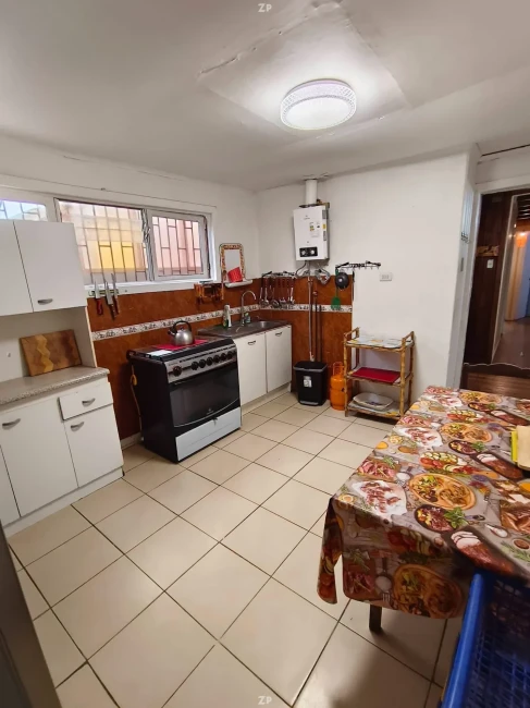 SE VENDE HERMOSA PROPIEDAD A PASOS DEL MAR