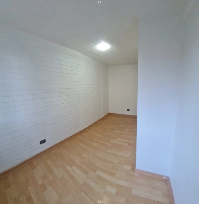 Departamento en Venta en La Florida | 2 Dormitorios, 1 Baño y Primer Piso