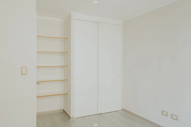 Departamento Arrendado 2D+1B para Inversión en Santiago