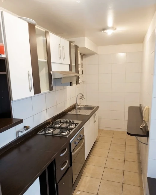 Amplio departamento 3D+2B con estacionamiento en Santiago 75 m²