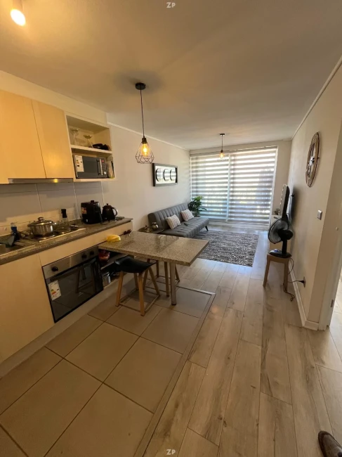 Departamento en Venta en La Florida | 2 Dormitorios, 1 Baño y Estacionamiento