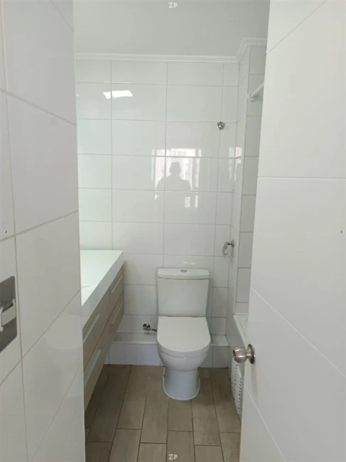 Departamento en Venta en La Florida | 1 Dormitorio, Estacionamiento y Bodega