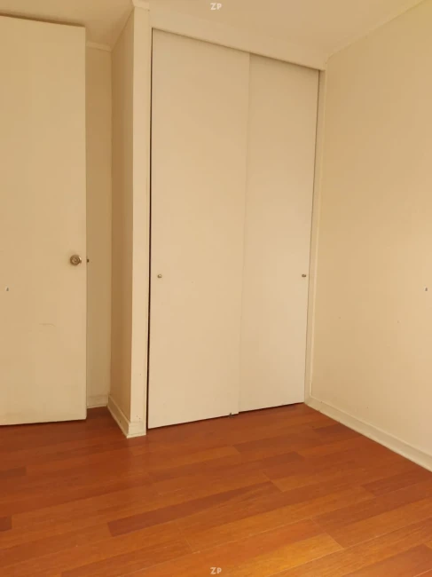 Departamento en Venta en La Florida | 2 Dormitorios, 1 Baño y Balcón