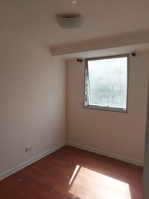 Departamento en Venta en La Florida | 2 Dormitorios, 1 Baño y Balcón