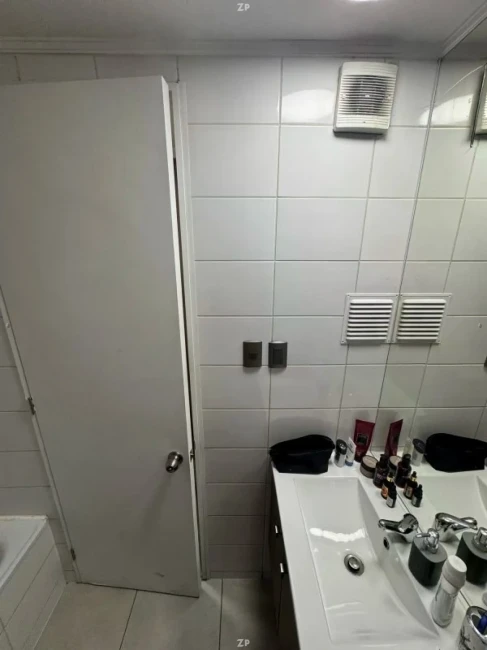 Departamento en Venta en La Florida | 2 Dormitorios, 2 Baños y Terraza