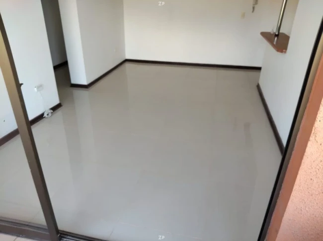 Departamento en Venta en La Florida | 3 Dormitorios, 2 Baños, Estacionamiento