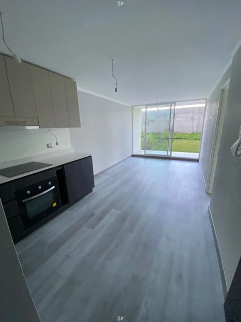 Departamento en Venta en La Florida | 1 Dormitorio, Patio Privado