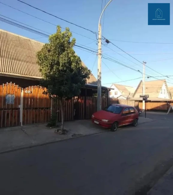 AMPLIA CASA EN VENTA EN COLBUN !!