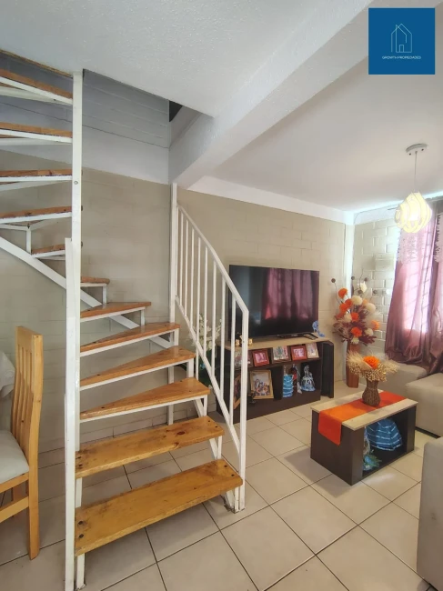 EN VENTA AMPLIA PROPIEDAD EN PADRE HURTADO 3H/2B EN PADRE HURTADO !!