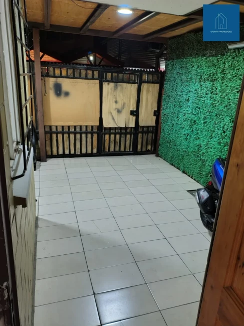 EN VENTA AMPLIADA CASA EN MAIPU !!
