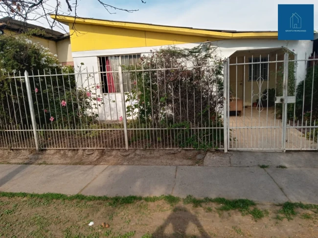 EN VENTA AMPLIA CASA EN SAN FRANCISCO LA PINTANA !!