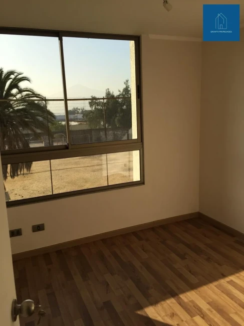 EN VENTA 3 DEPTOS 2H/1B EN INDEPENDENCIA !!