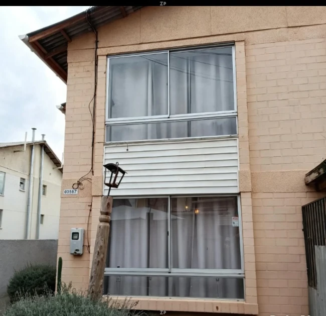 Acogedora Casa 2 pisos en sector norte Rancagua