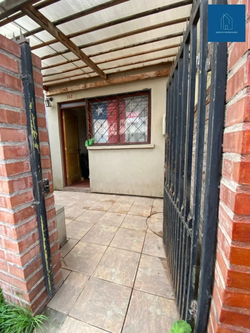 EN VENTA GRAN PROPIEDAD 2H/1B EN CODEGUA !!
