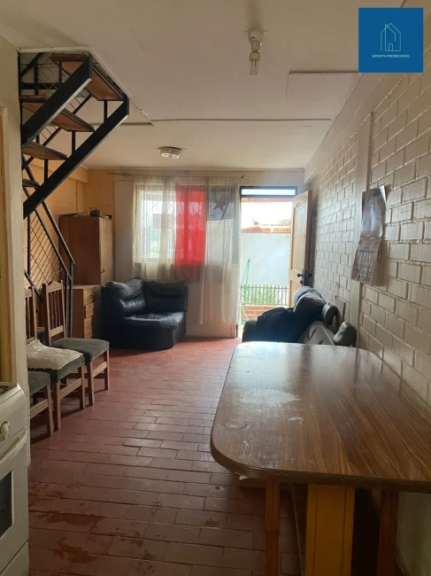 EN VENTA GRAN PROPIEDAD 2H/1B EN CODEGUA !!