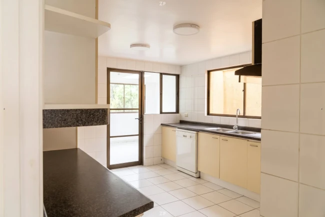 Casa 5D con piscina en Pedro Fontova, Huechuraba · UF 13.000