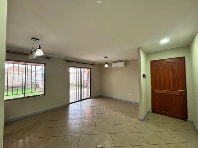 SE VENDE HERMOSA CASA 