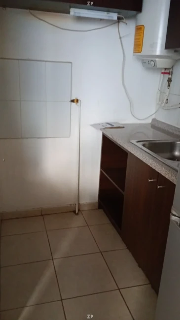 Arriendo un dormitorio 