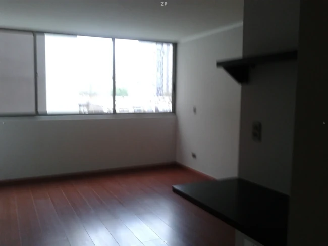 Arriendo Estudio a pasos del Metro U. de Chile
