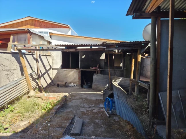 Casa en venta (requiere construccion)
