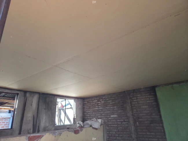 Casa en venta (requiere construccion)