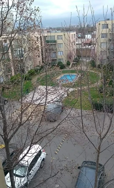 Luminoso Departamento con Piscina y Estacionamiento