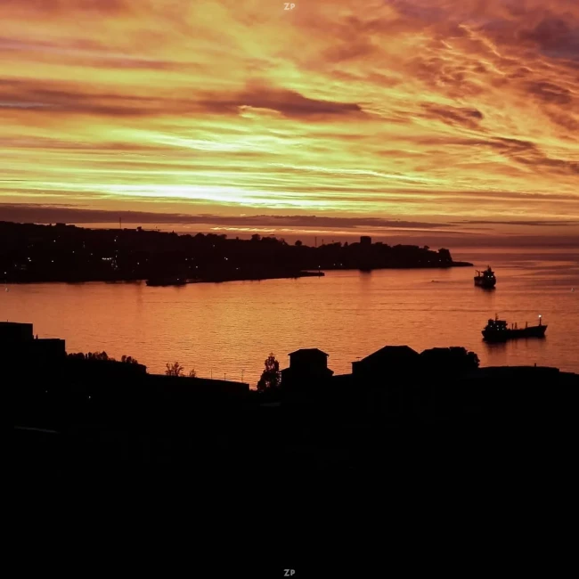 ARRIENDO EXCELENTE DEPARTAMENTO CON ESPECTACULAR VISTA A LA BAHÍA DE VALPARAÍSO