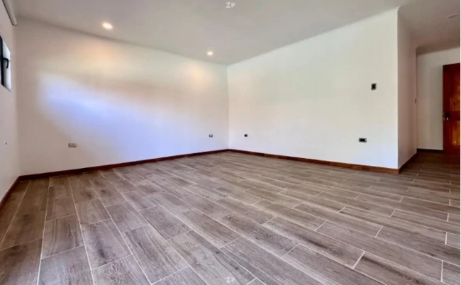 Casa con piscina y quincho en Condominio El Golf - Rinconada