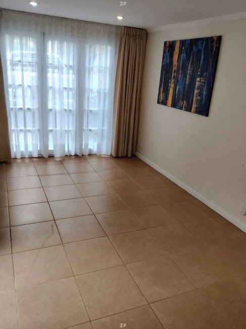 Departamento Interior Independiente con Estacionamiento