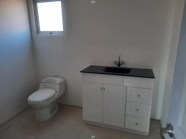 Casa nueva 181 m² con piscina en parcela de 5.322 m² – La Serena