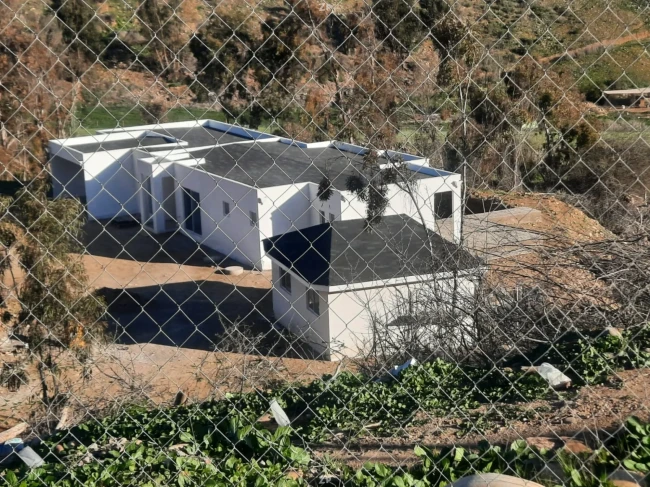 Casa nueva 181 m² con piscina en parcela de 5.322 m² – La Serena