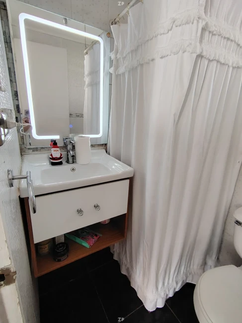 Venta excelente propiedad en microbarrio con piscina 