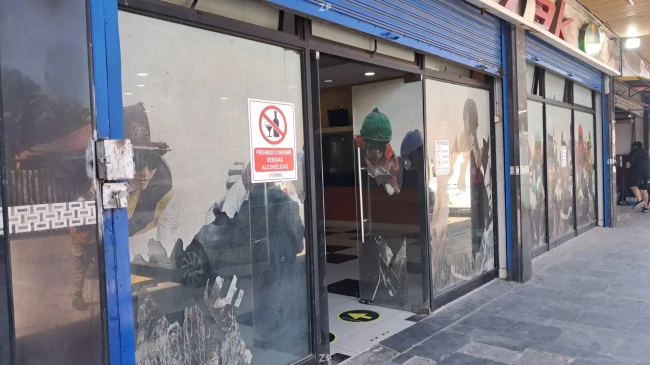 Local comercial en arriendo frente a Mall Arauco Maipú