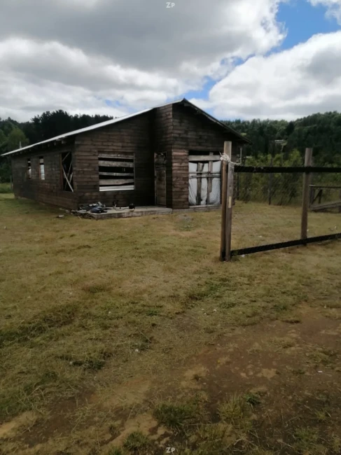 Vendo Terreno con Casa Prefabricada en Sector La Paz, Loncoche