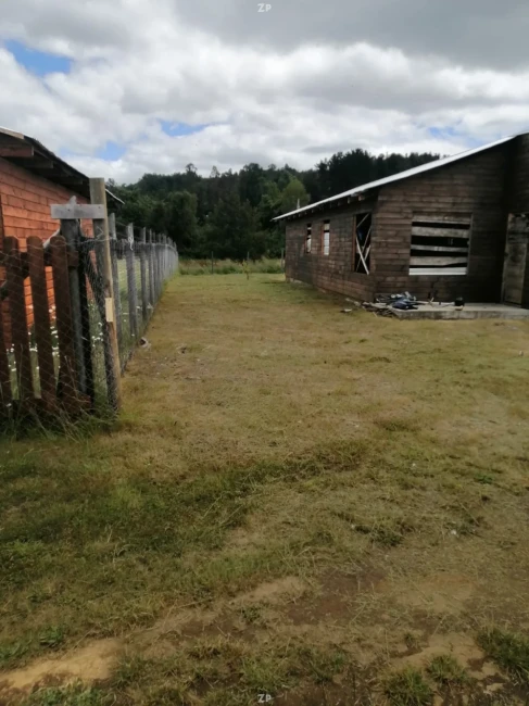 Vendo Terreno con Casa Prefabricada en Sector La Paz, Loncoche